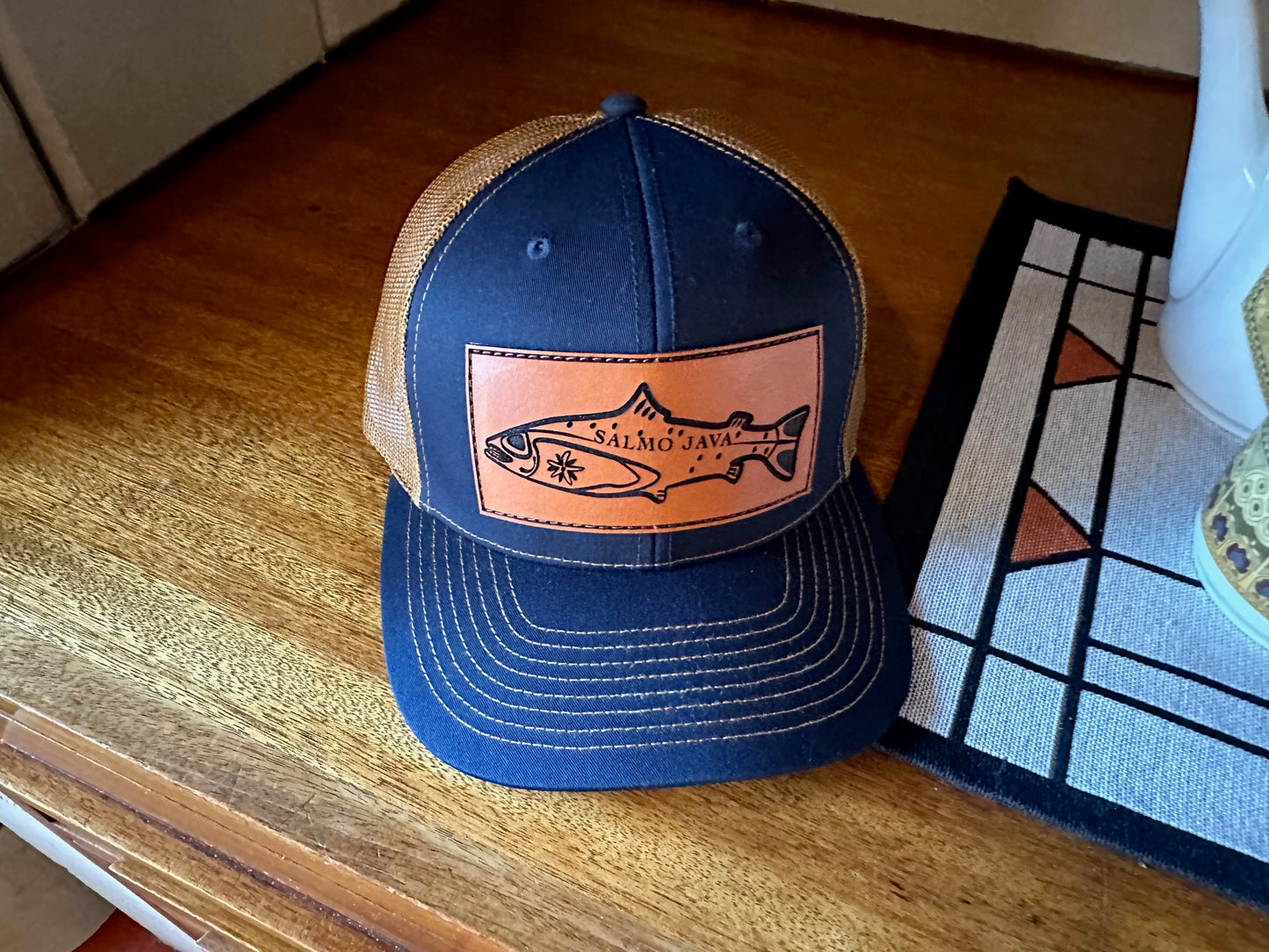 Navy/Caramel
